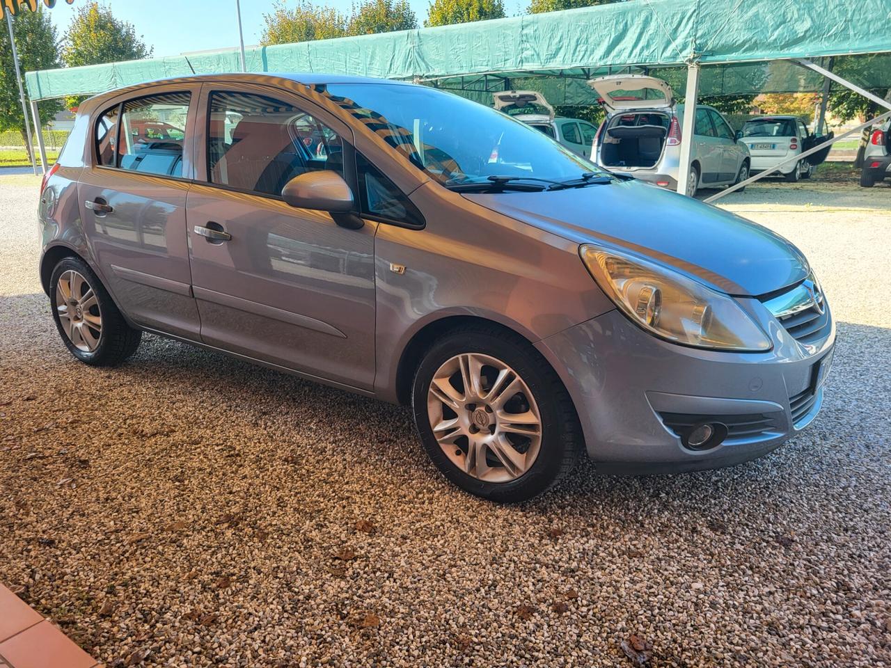 Opel Corsa 1.2 5 porte Enjoy valida x neopatentati