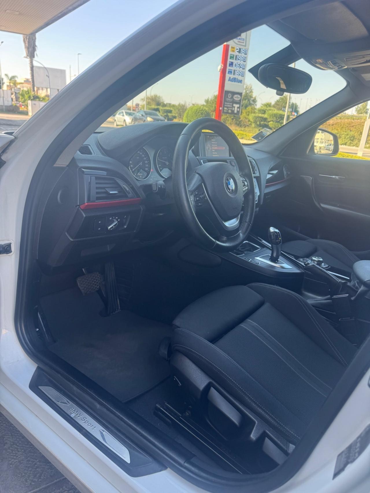 Bmw 118d 5p. Sport Automatico