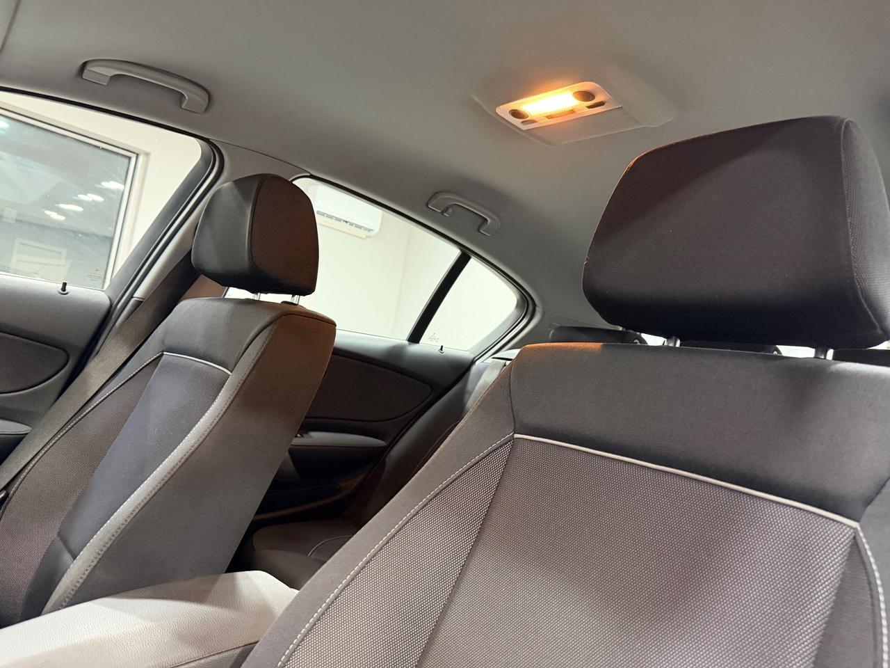 Bmw 118 118d 2.0 143CV cat 5 porte Attiva AUTOMATICA OK NEOPATENTATI