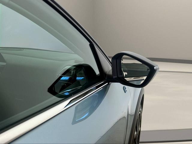 CITROEN C4 motore elettrico 136 CV Shine TETTO APRIBILE