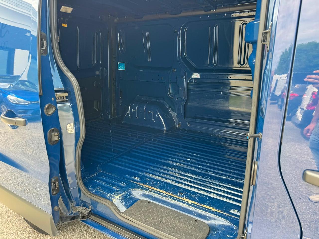 Renault Trafic T29 2.0 dCi 120CV PC-TN Furgone Ice