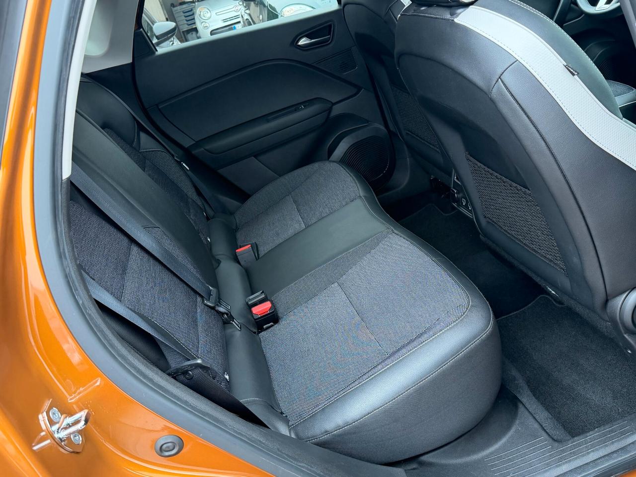 Renault Captur 1.0 TCE 100 cv. INTENS