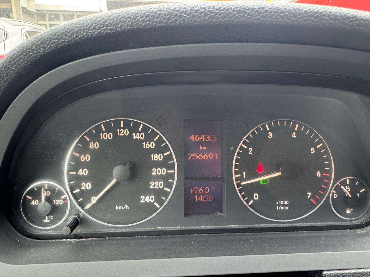 Mercedes-benz A 150 ADATTA A NEOPATENTATI A 150 Elegance