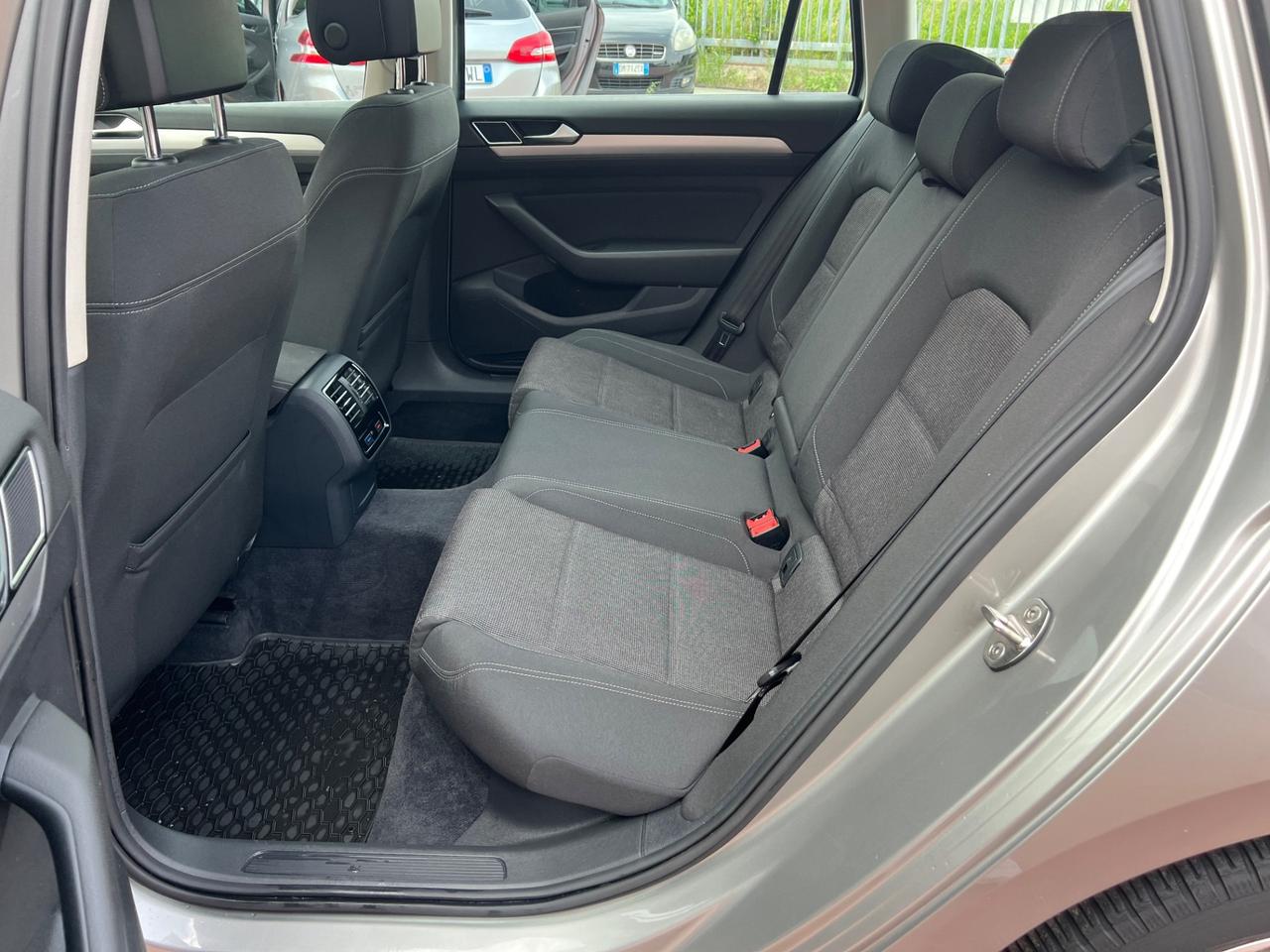 Volkswagen Passat 2.0 TDI Highline BlueMotion Technology