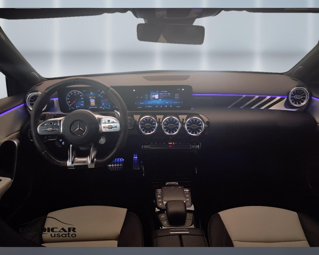 Mercedes-Benz Classe A - W177 2018 - A AMG 35 4matic auto