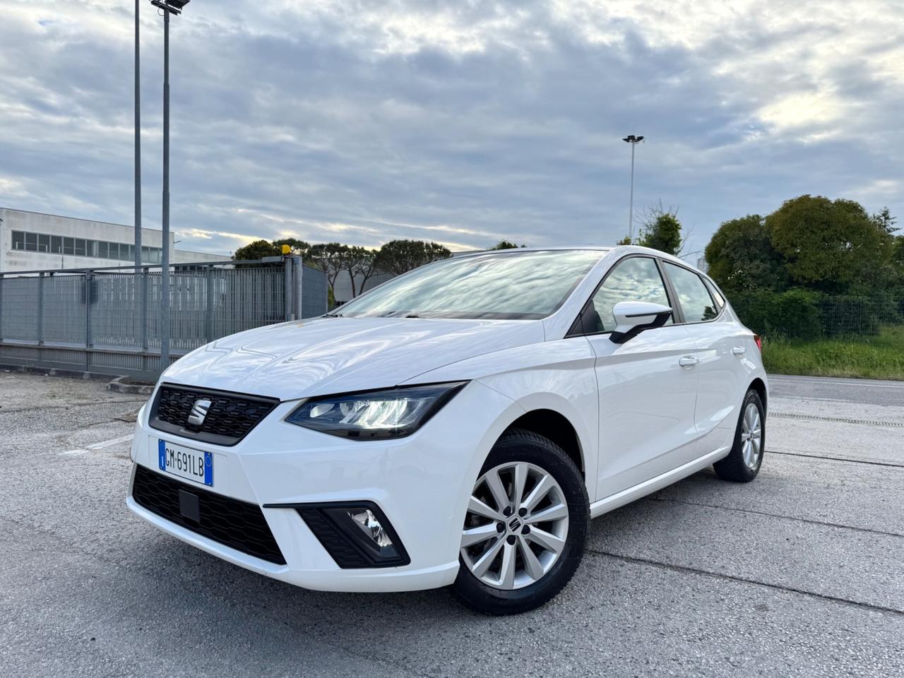 SEAT IBIZA 1.0 TGI Metano Style - Led Carplay