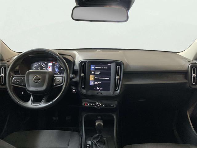 VOLVO XC40 D3 Momentum
