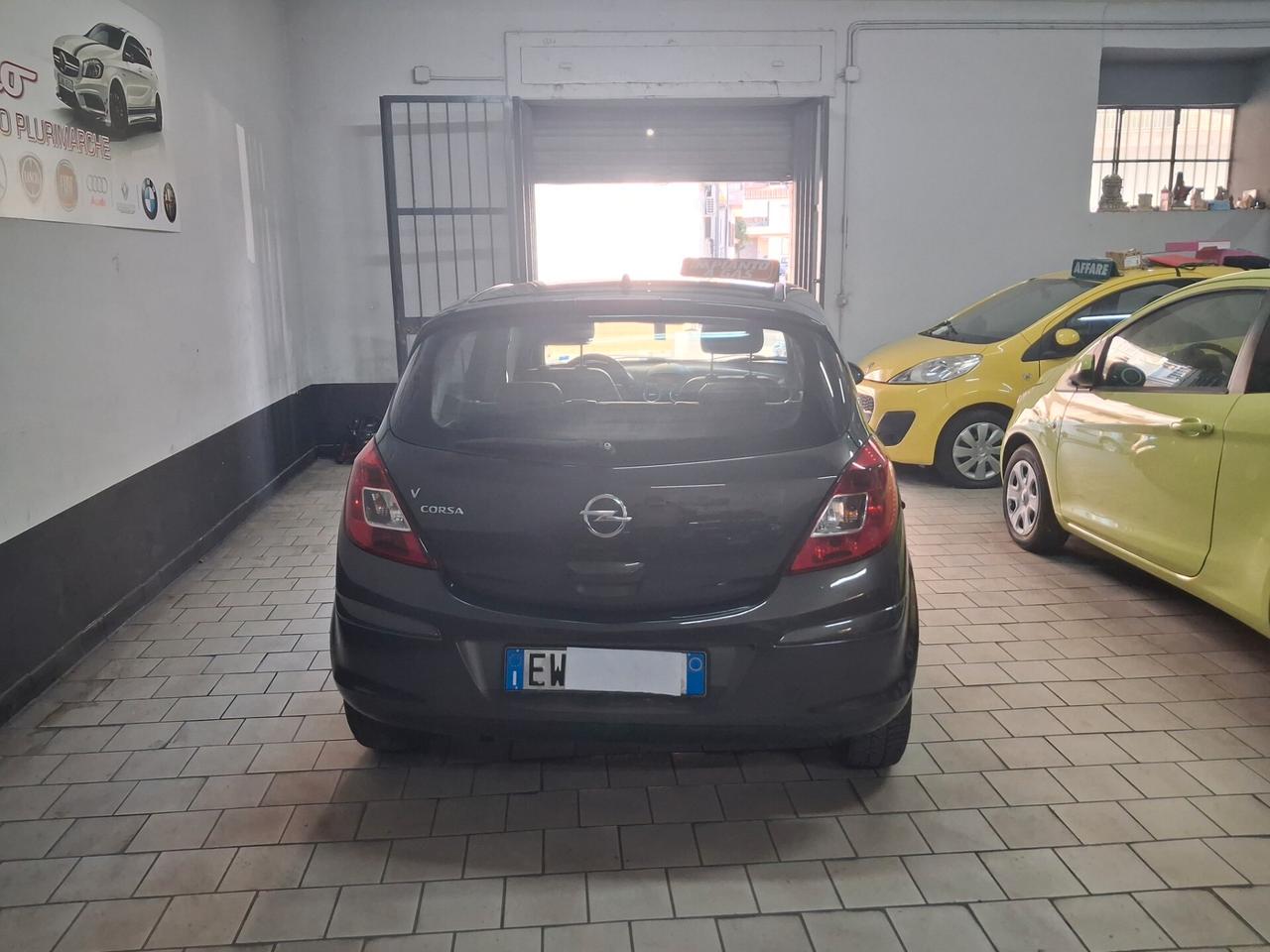 Opel Corsa 1.2 85CV 5 porte GPL-TECH 2014 unico prop