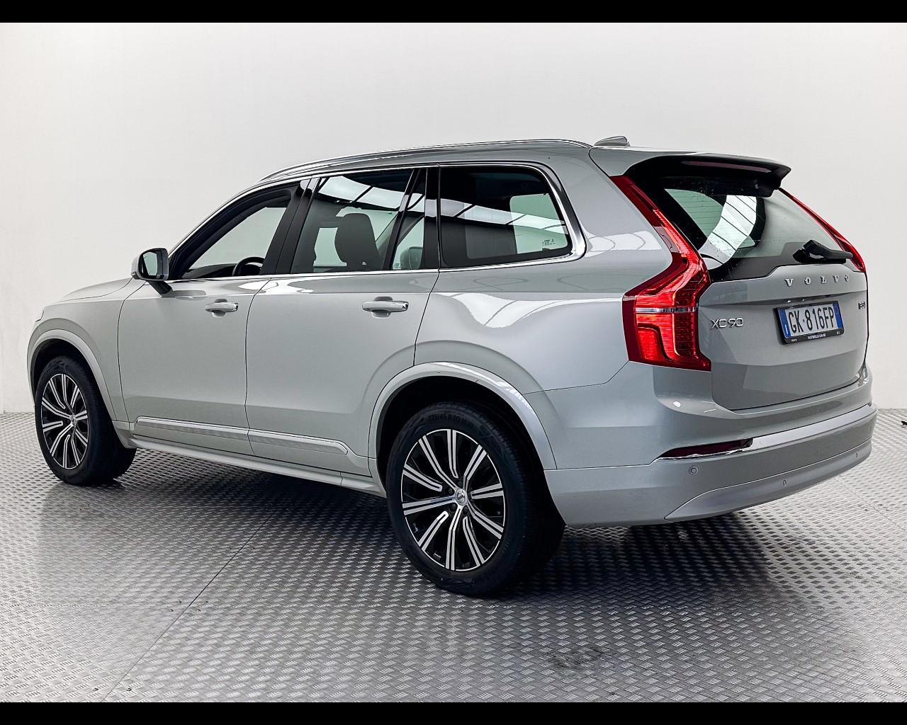 VOLVO XC90 B5 (d) AWD automatico Plus Bright