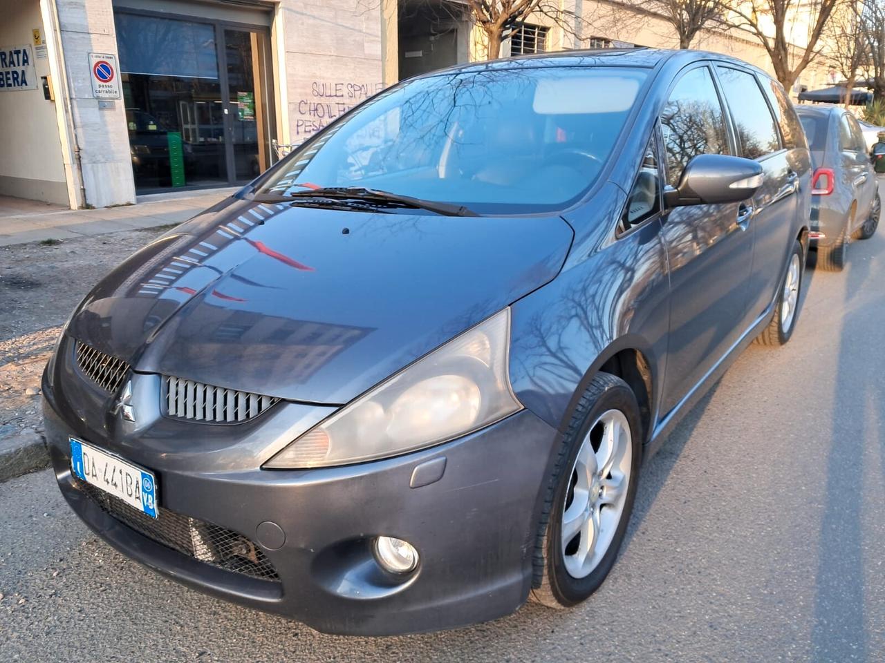 Mitsubishi Grandis 2.0 DI-D 7 posti