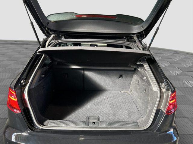 AUDI A3 A3 SPB 30 TDI S tronic Admired