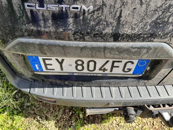 FORD Transit Custom 290 2.2 TDCi 125CV PC-DC Furgone Entry