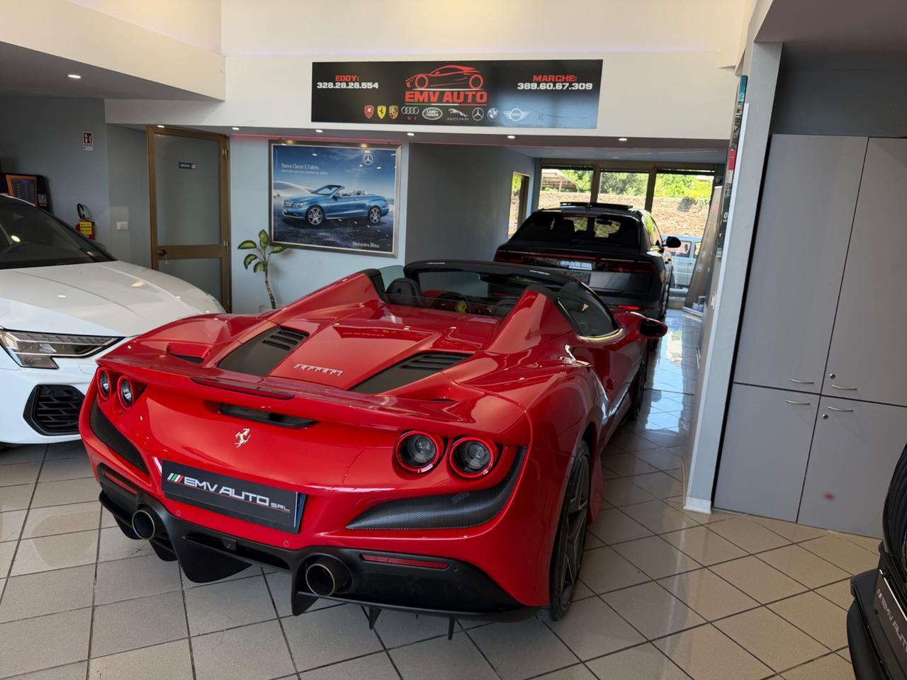 FERRARI F8 SPIDER (530 KW) iva esposta tagliandata casa Madre