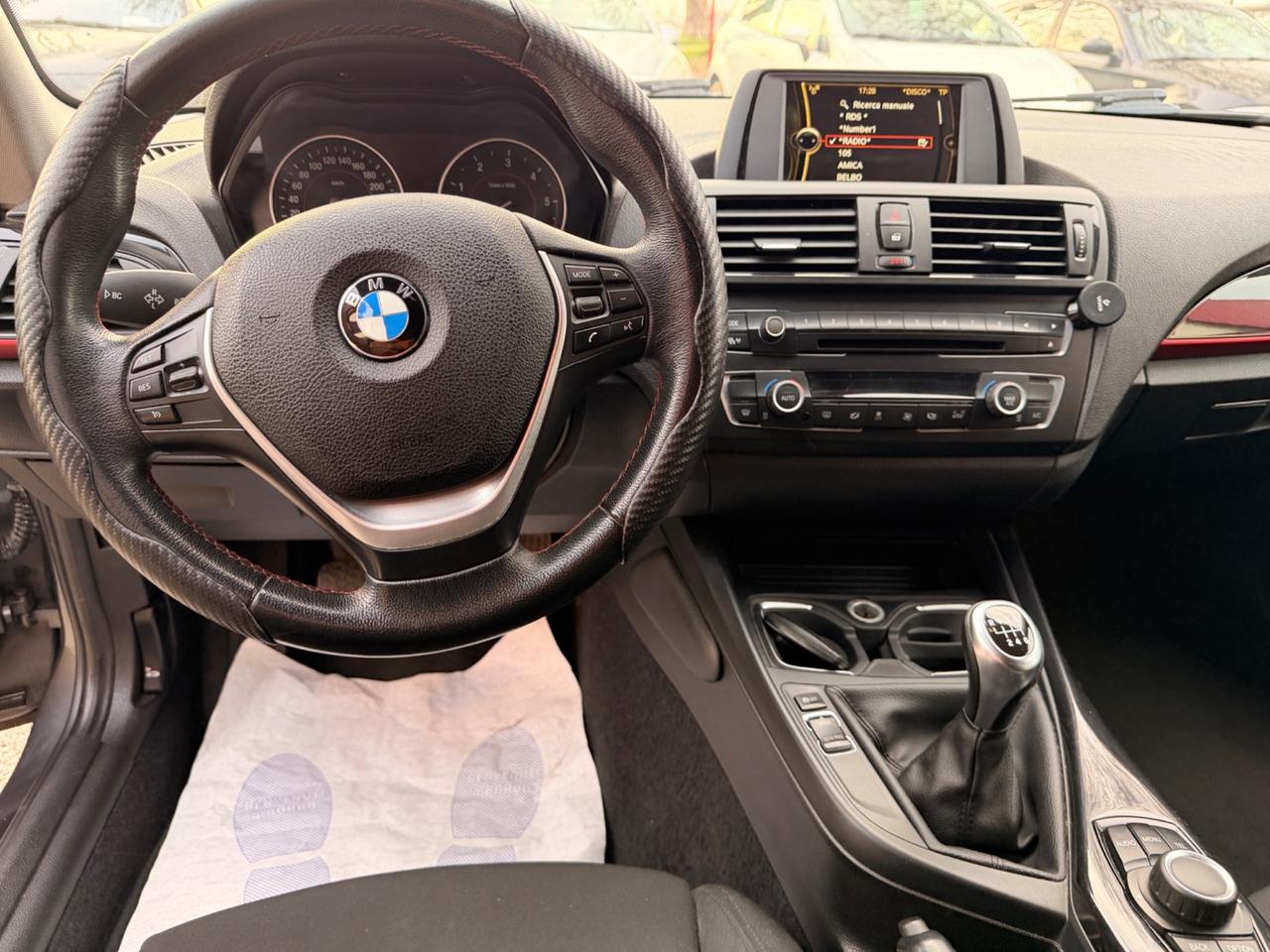 Bmw 118 118d 5p. Msport