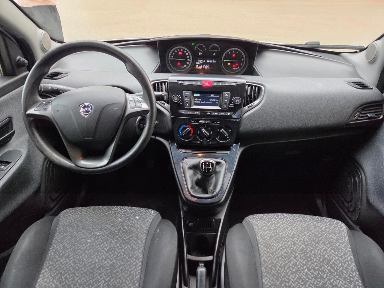 LANCIA YPSILON 1.2 69CV 5 PORTE GPL ELEFANTINO BLU
