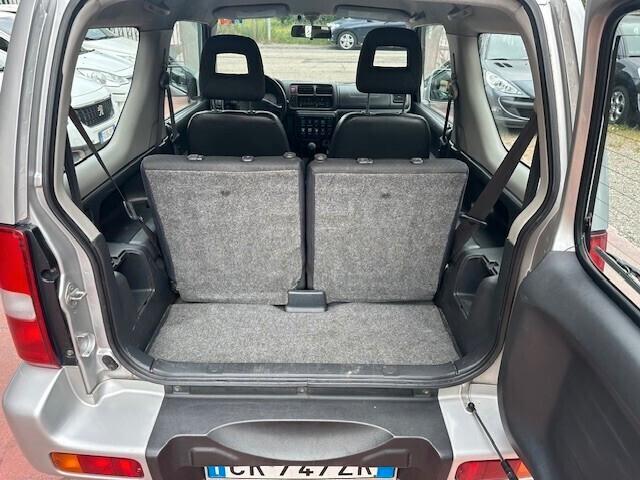 Suzuki Jimny 1.3i 16V cat 4WD JLX