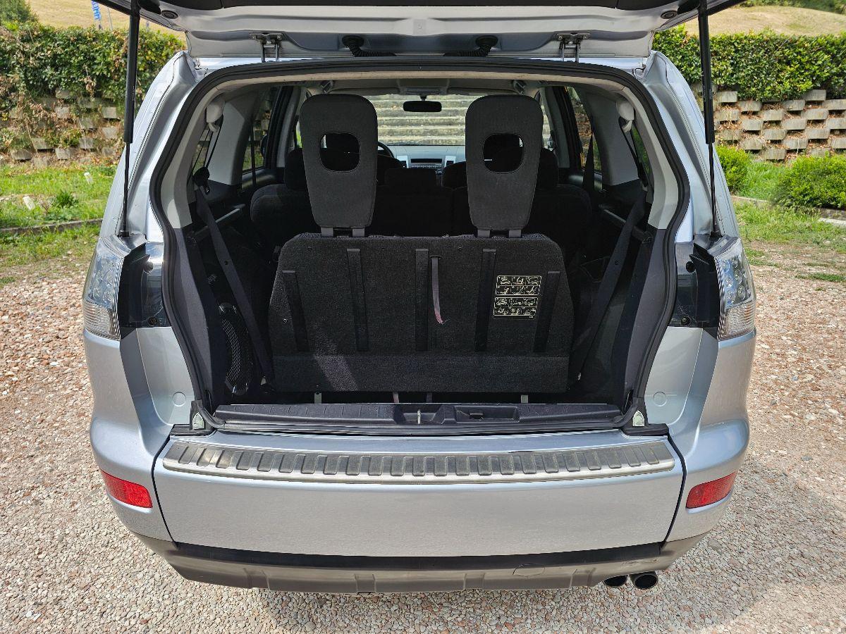 MITSUBISHI OUTLANDER 2.0 DIESEL 7 POSTI 4WD GARANZIA