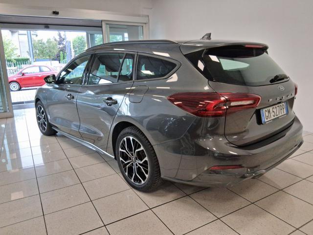 FORD Focus 1.0 EcoBoost Hybrid 125CV Powershift SW ST-Line De