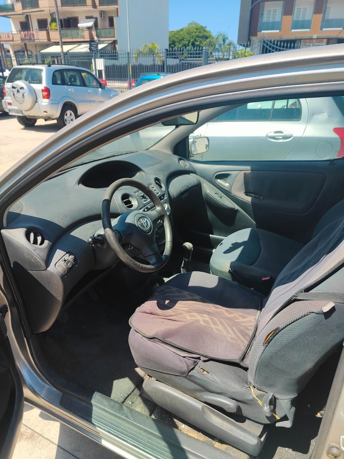 TOYOTA YARIS- PRoV TOSCANA -ECCELLENTI CONDIZIONI
