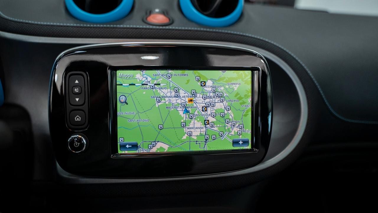 Smart ForTwo CABRIO 0.9 BRABUS EDITION 1/200 ESEMPLARI LED NAVI