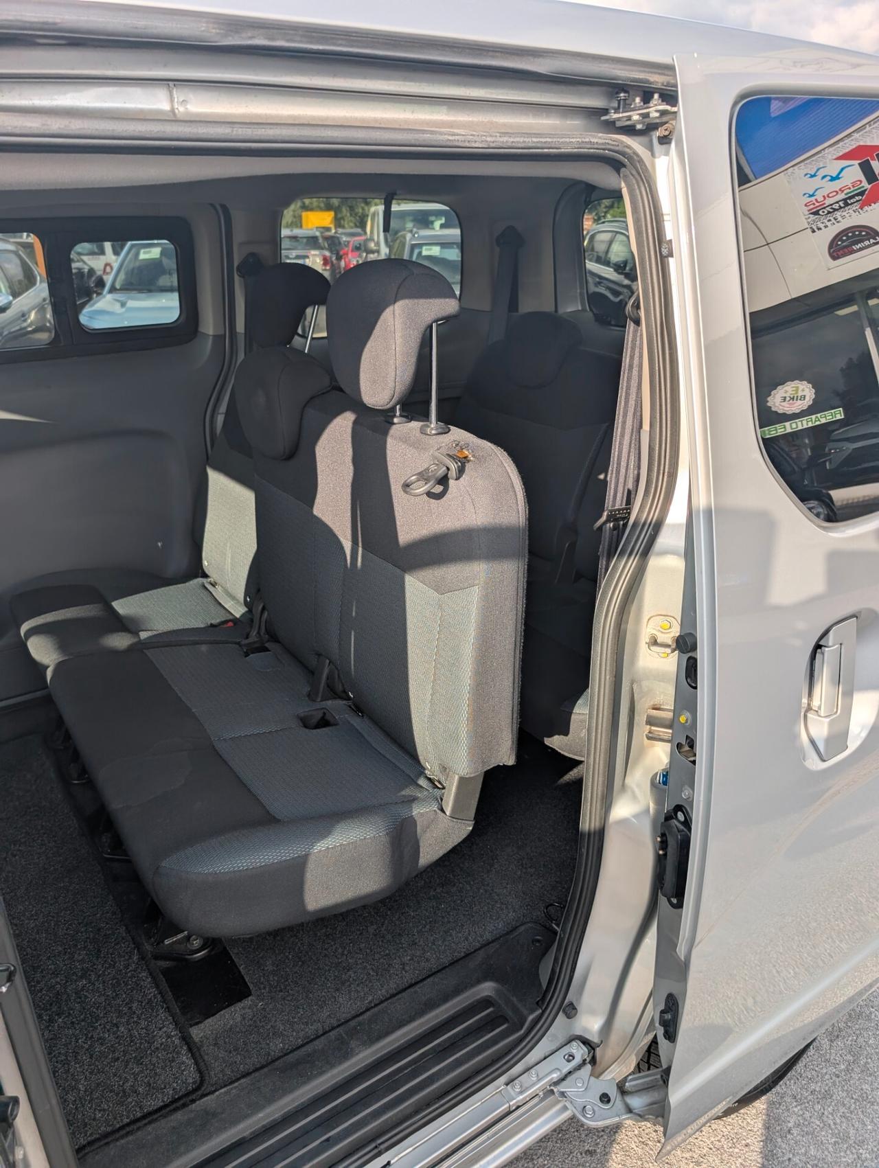 7 POSTI Nissan NV200 1.5 dCi 110CV Combi (N1)