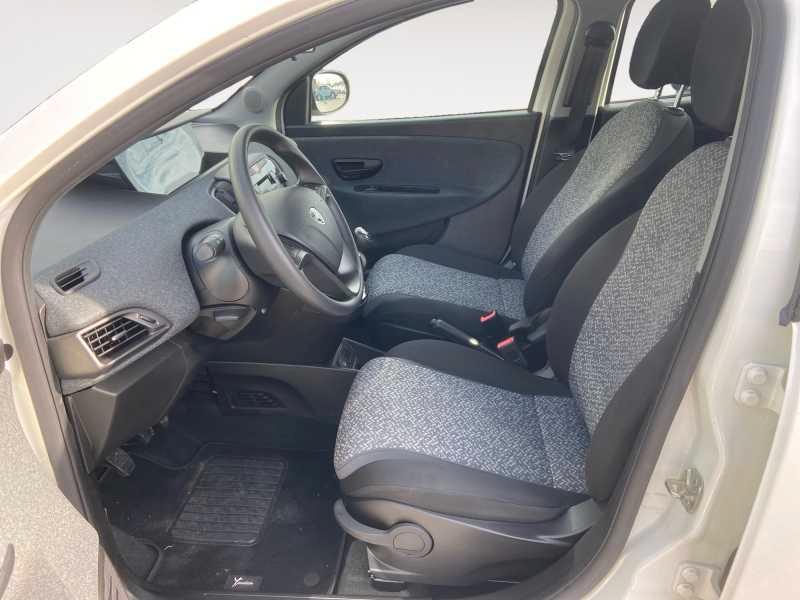 LANCIA Ypsilon 1.0 firefly hybrid Silver 70c