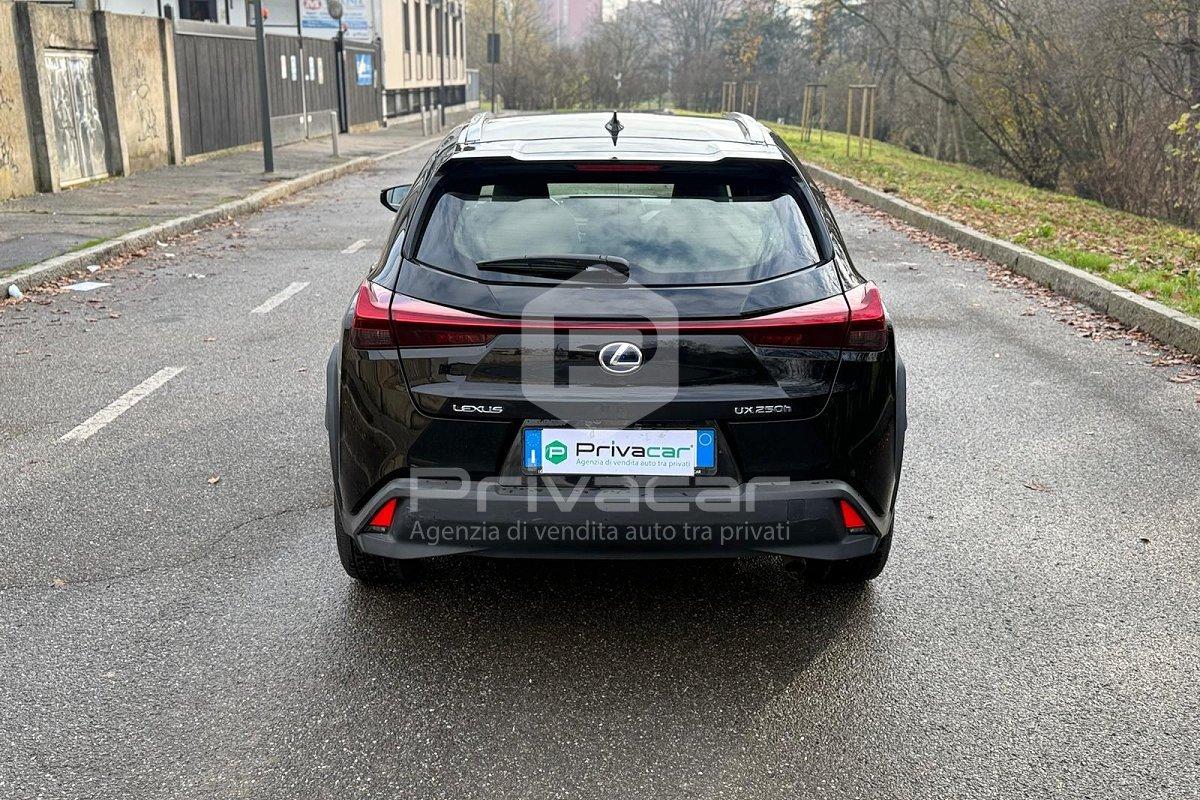 LEXUS UX Hybrid Executive