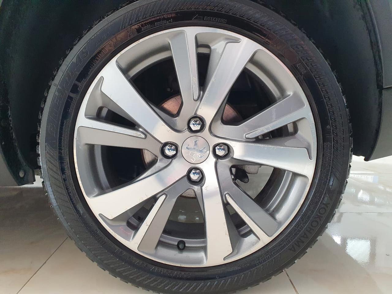 Peugeot 2008 1.6 BlueHDi 120cv Crossway 2016