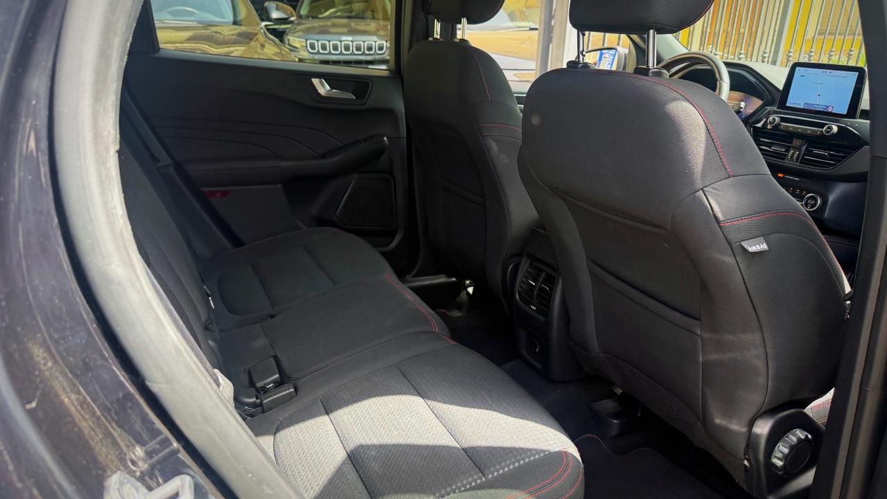 Ford Kuga 1.5 Tdci ST-Line aut. - 10/2021