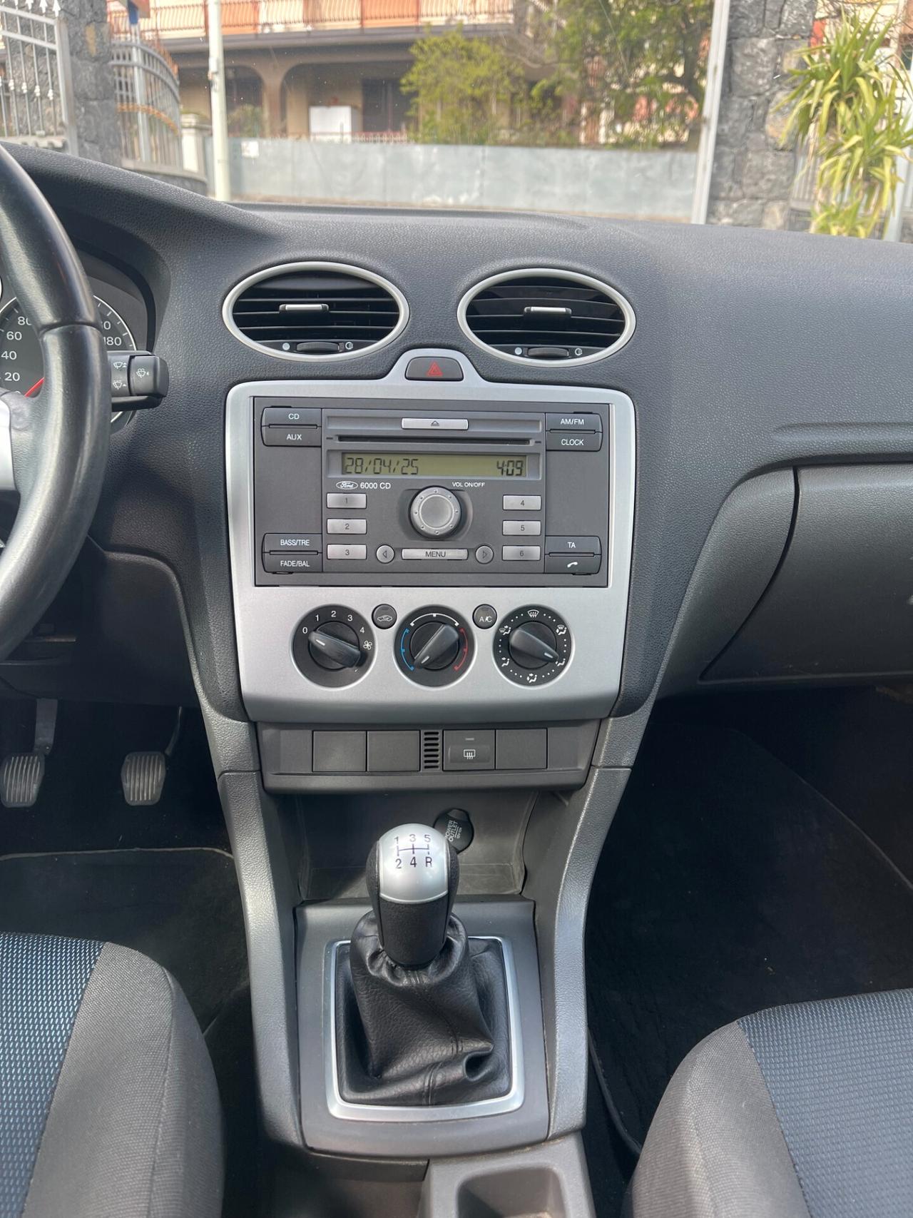 Ford Focus 1.6 TDCi 90CV