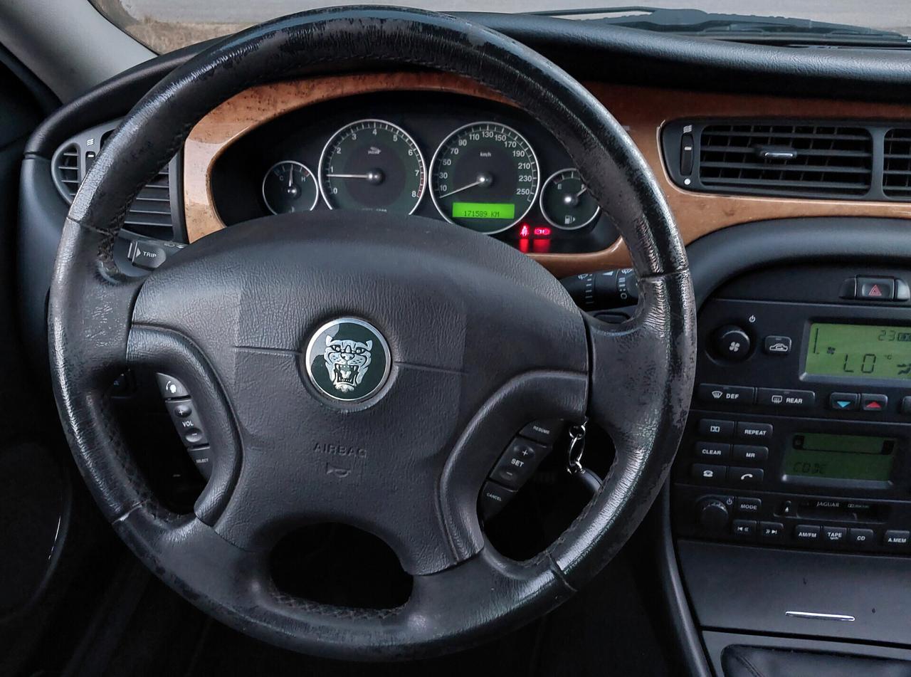 JAGUAR X-TYPE 2.5 4X4 GPL 08/2001