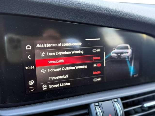 Alfa Romeo Giulia 2.0 t Ti Q4 280cv auto Promo Fin