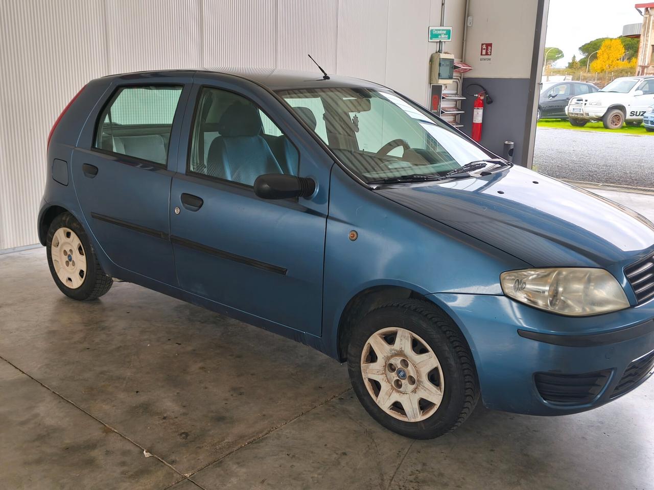 Fiat Punto 1.2i 5 porte