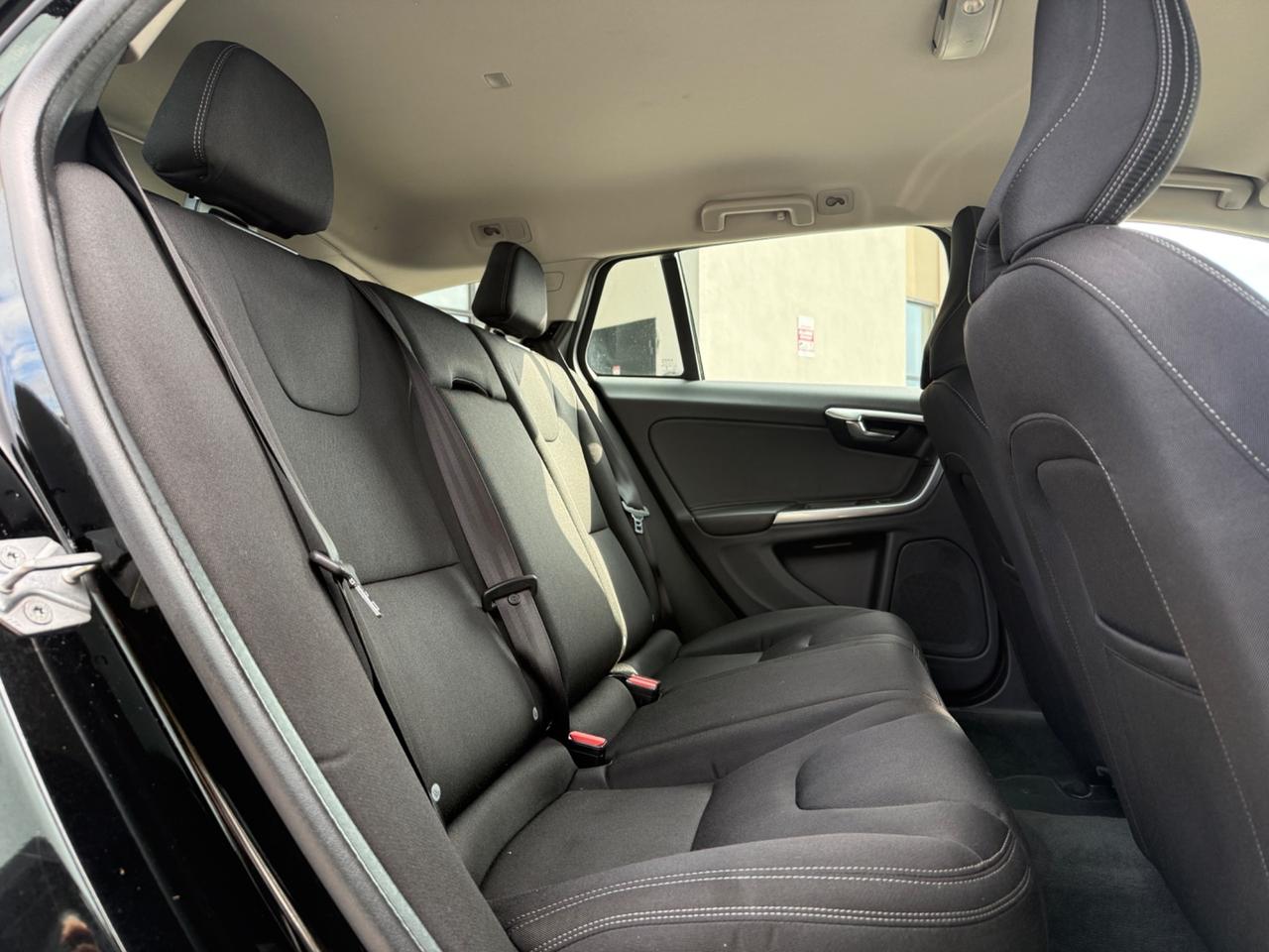 Volvo V60 D2 Summum|UNIPRO