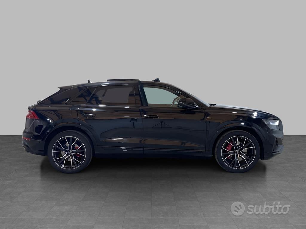 Audi Q8 55 3.0 tfsi mhev Sport quattro tiptronic