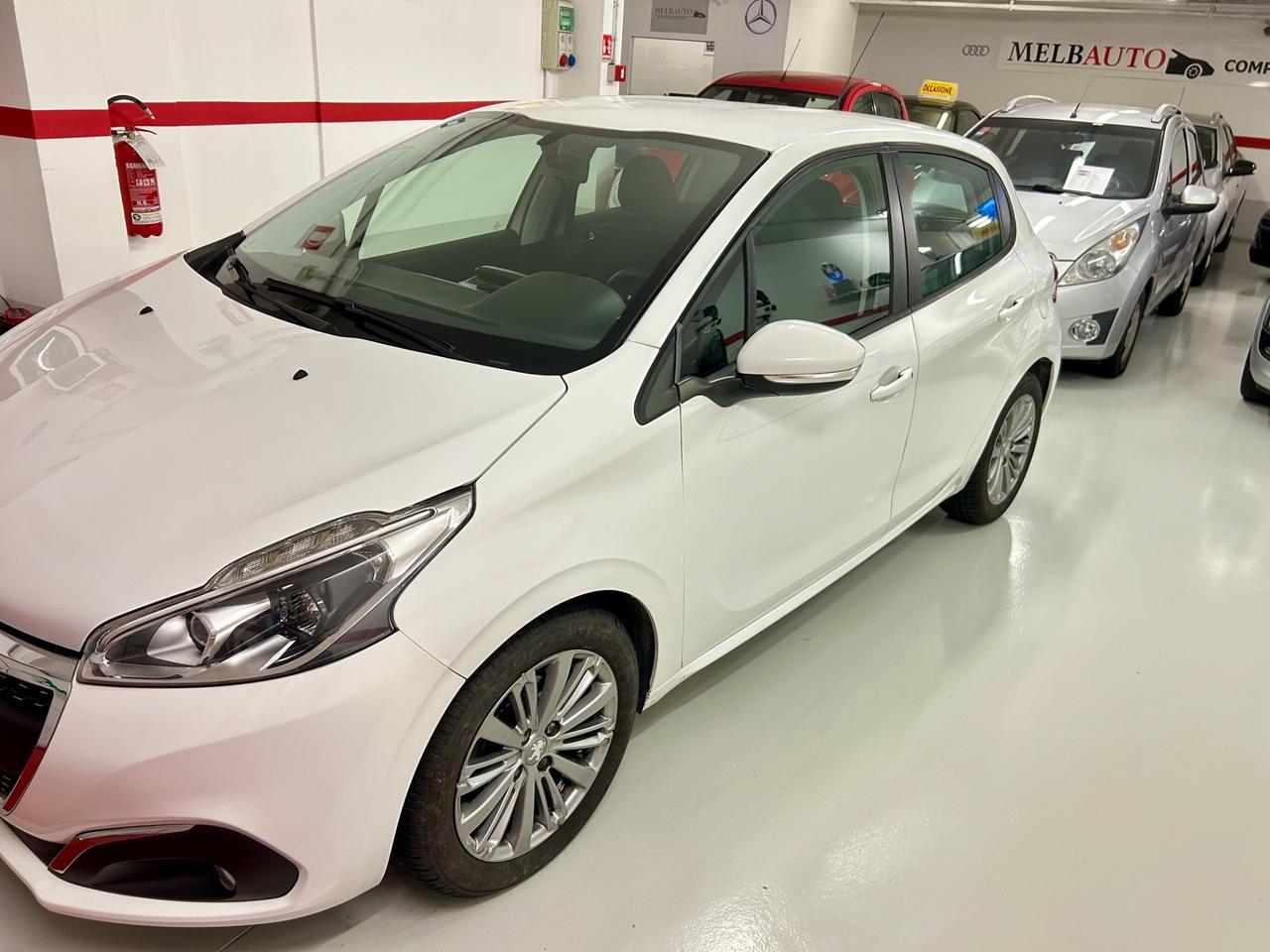 Peugeot 208 BlueHDi 75 5 porte