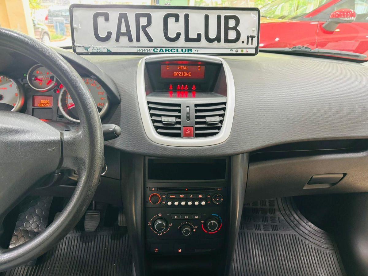 Peugeot 207 1.4 HDi 70CV Clima 5p. Allure