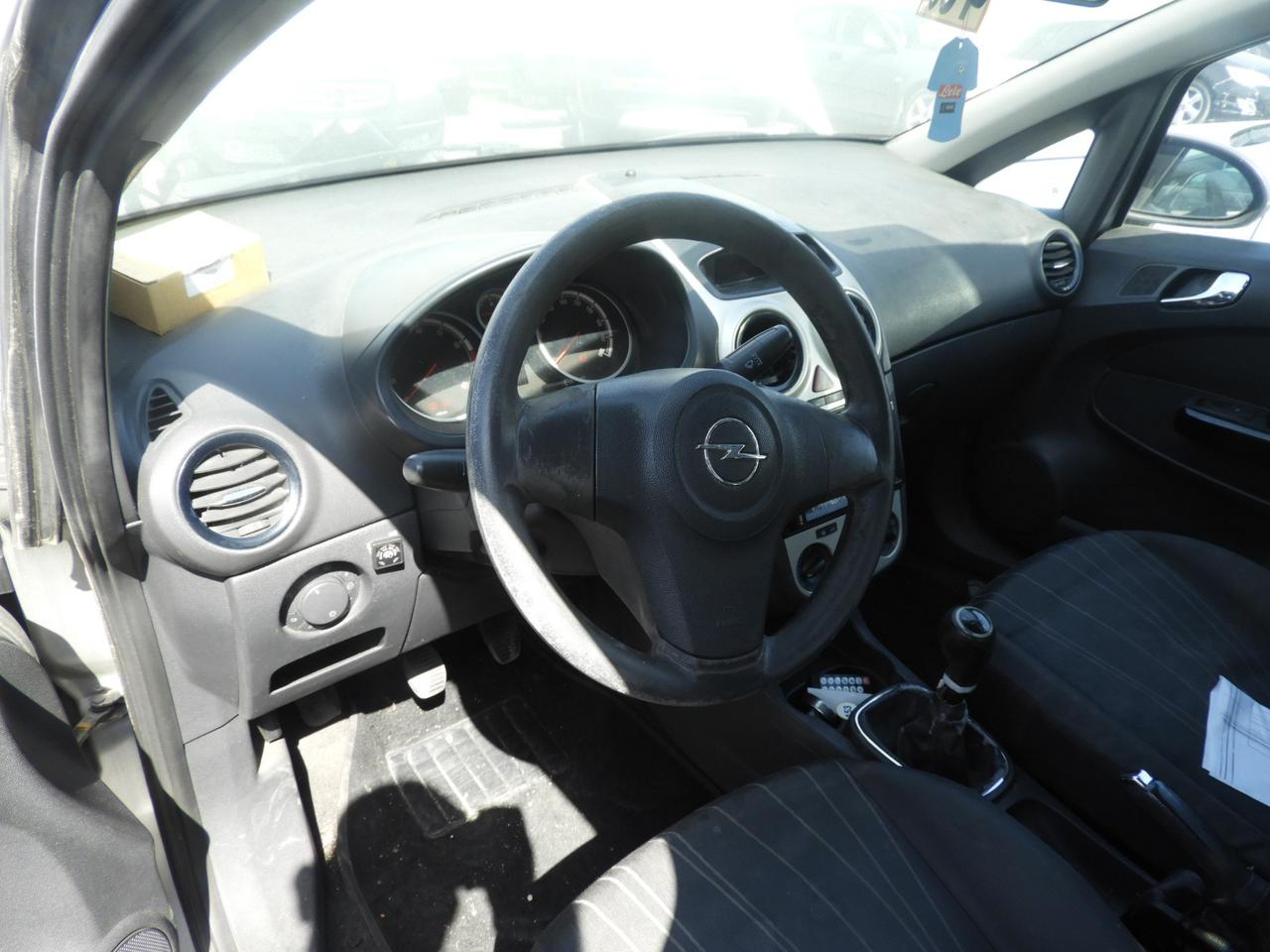 OPEL Corsa IV 2006 - Corsa 5p 1.2 Enjoy