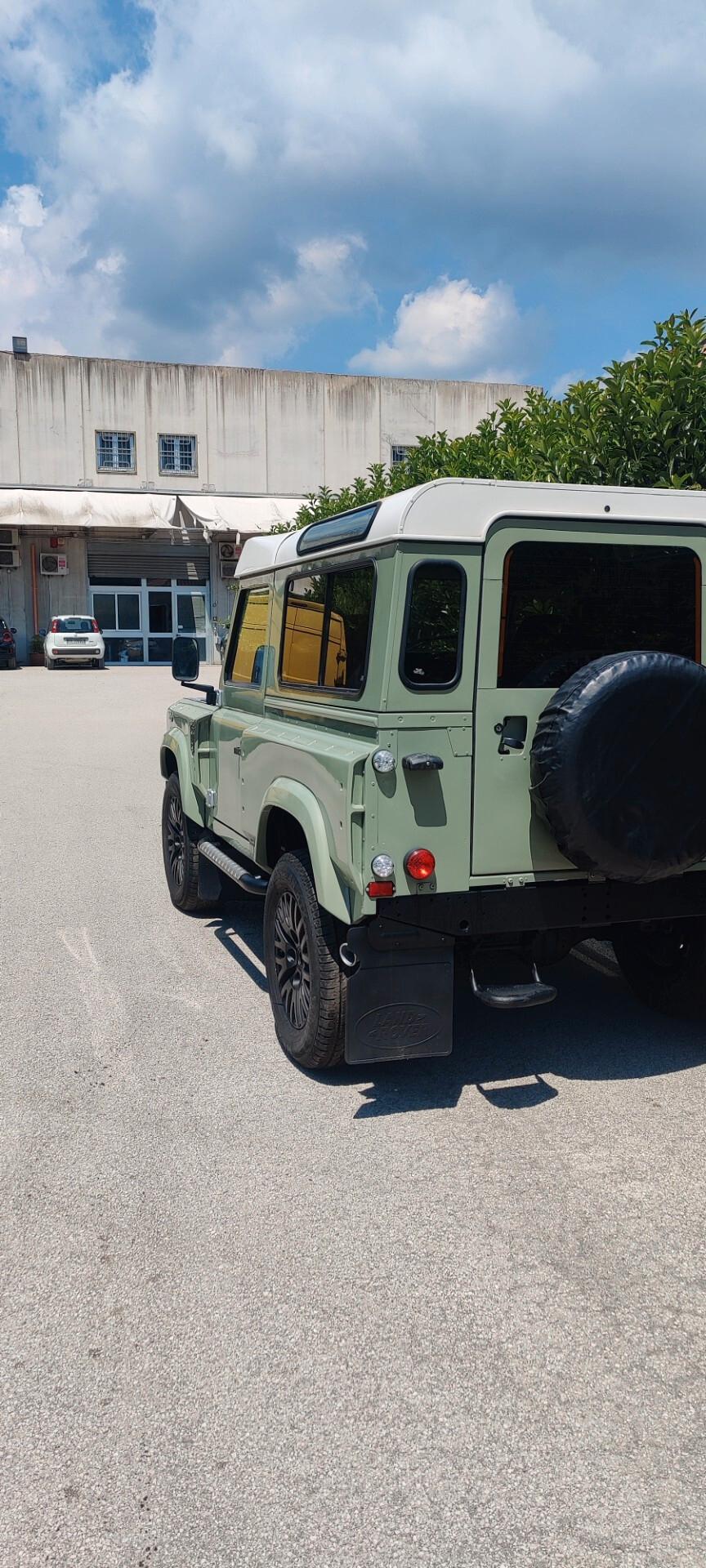 Land Rover Defender 90 2.5 300tdi