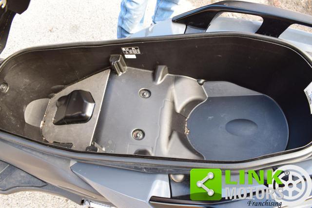 YAMAHA Tricity 300 ABS GARANZIA CASA MADRE!