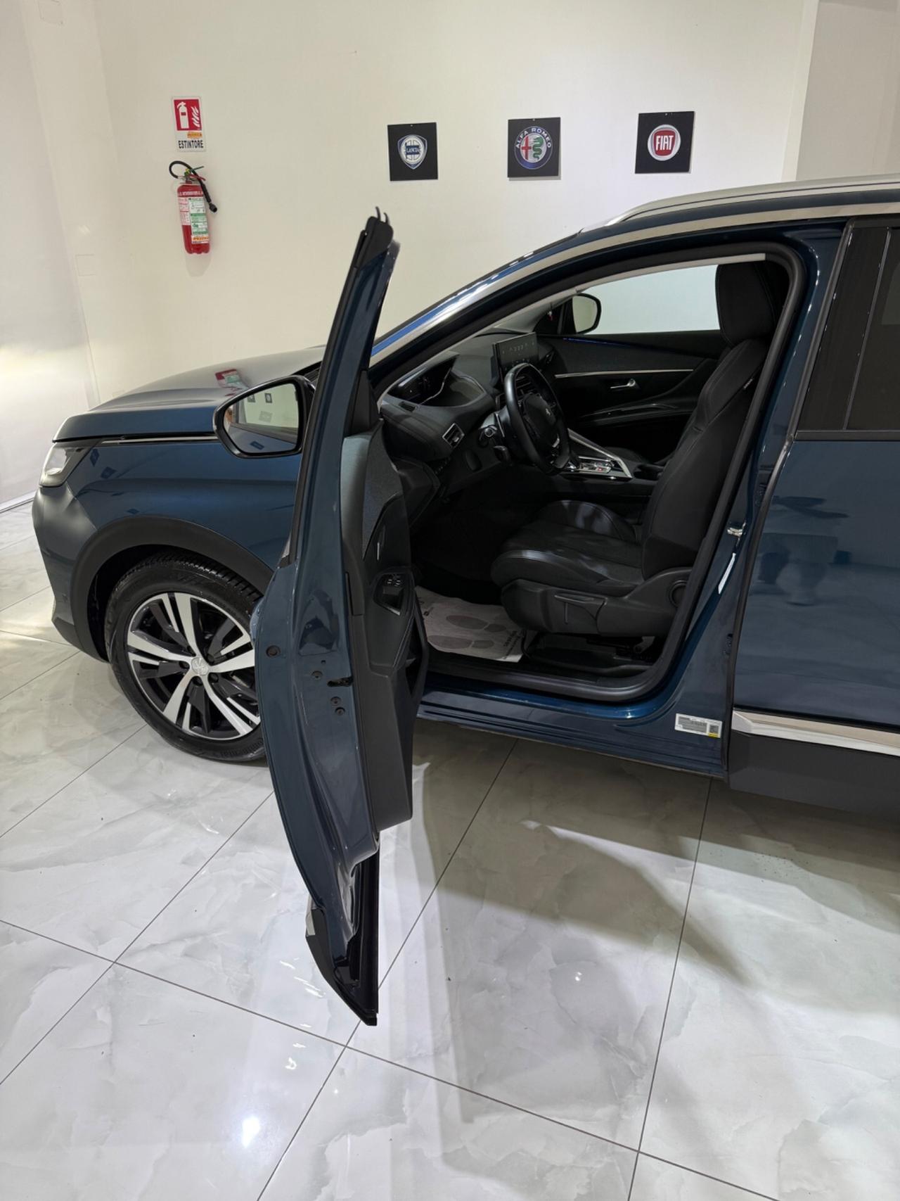 PEUGEOT 5008 ALLURE PACK UNICO PROPRIETARIO CON IVA ESPOSTA