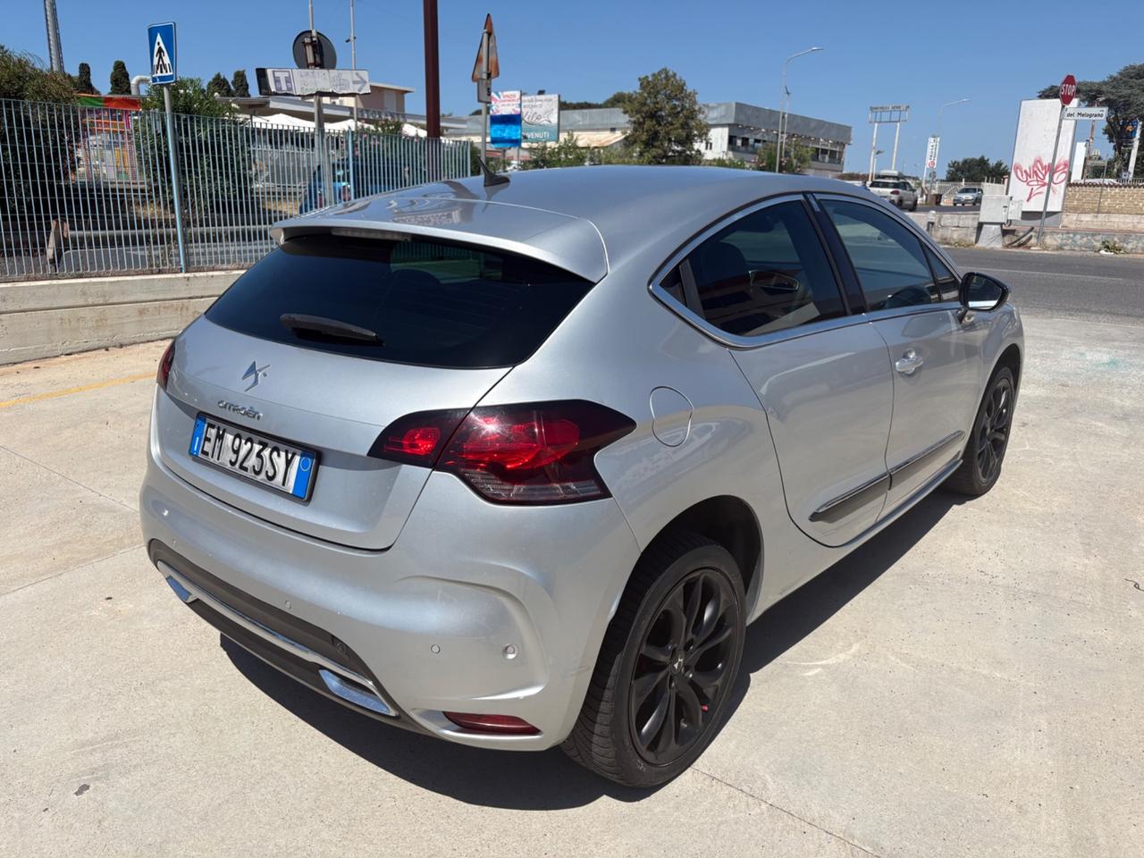Ds DS4 4 2.0 HDi 160 Pure Pearl