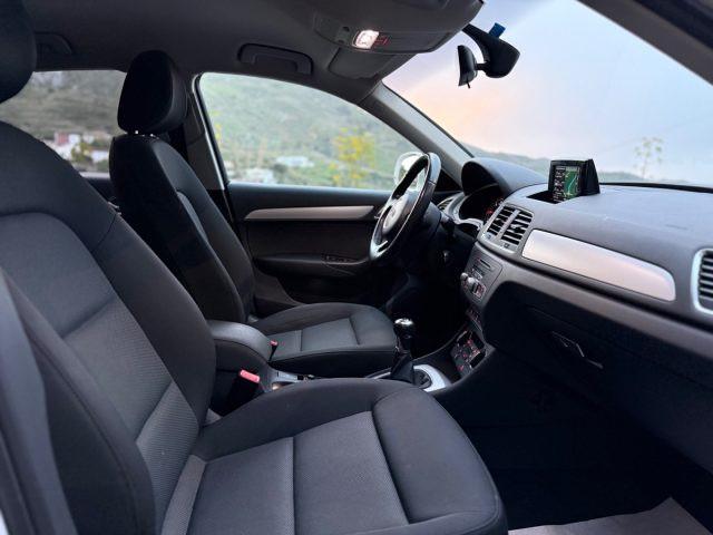 AUDI Q3 2.0 TDI 150 CV Business