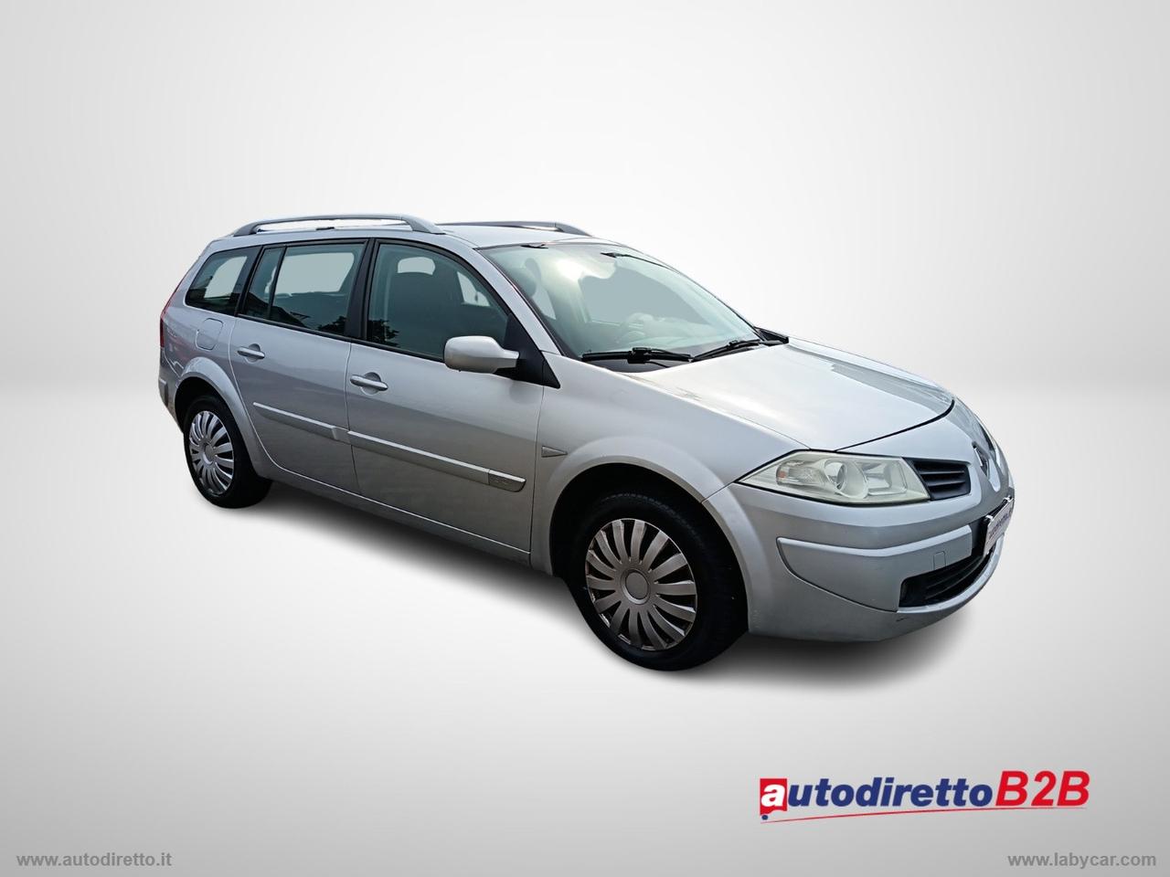 RENAULT Mégane 1.5 dCi 110 CV Dynamique