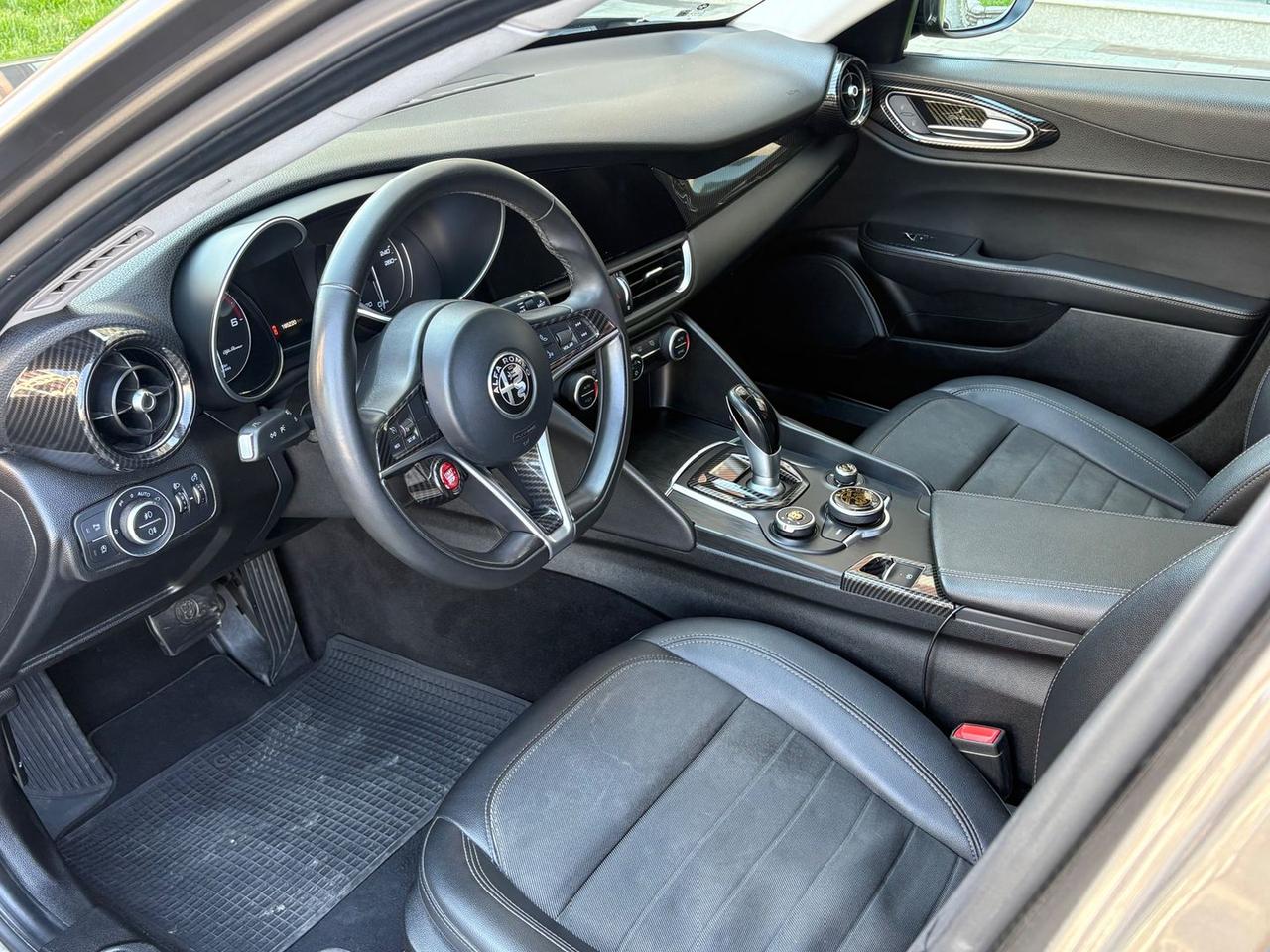 Alfa Romeo Giulia 2.2 JTD #10247