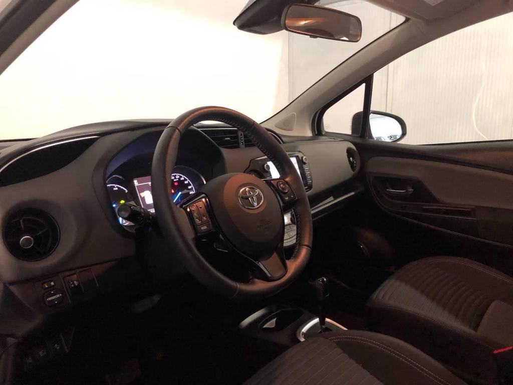 Toyota Yaris 5 Porte 1.5 VVT-i Hybrid Active E-CVT