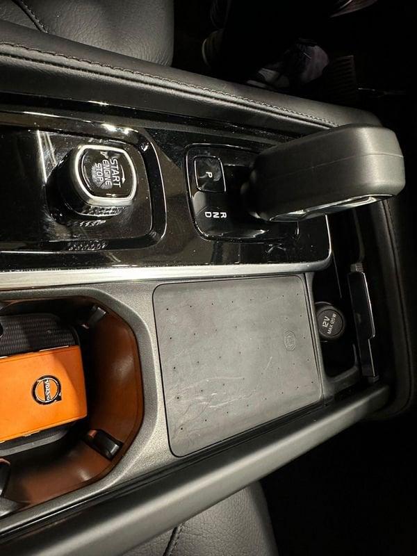 Volvo XC90 XC90 B5 (d) AWD aut. 7 POSTI | IVA ESPOSTA