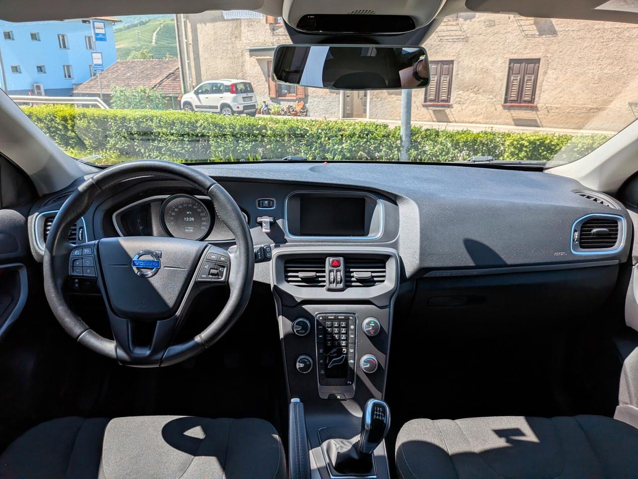 VOLVO V40 CROSS COUNTRY 2.0 120CV
