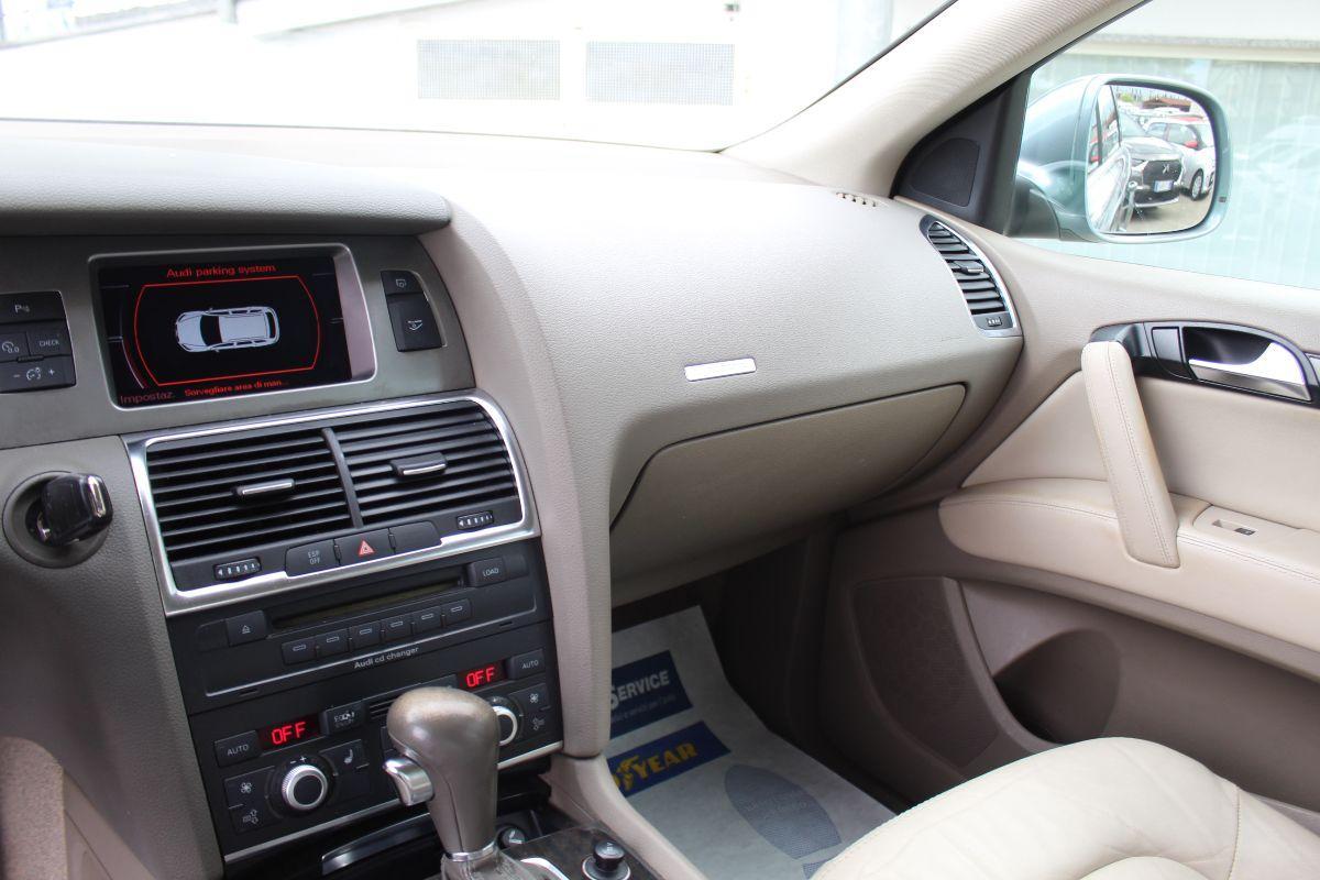 AUDI - Q7 - 3.0 V6 TDI F.AP. qu. tip. Advanced Plus