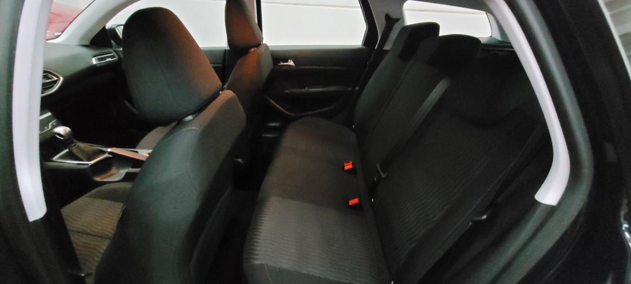 Peugeot 308 BlueHDi 120 S&S SW Active